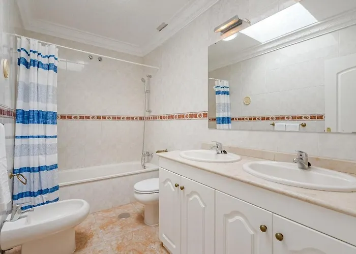 Nyaraló Tantulia El Conde 2 *